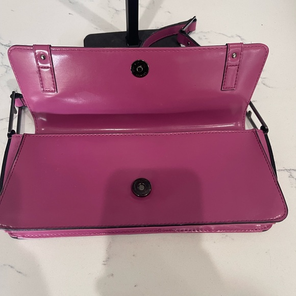 GUESS Fuchsia Shoulder Bag - Picture 5 of 8